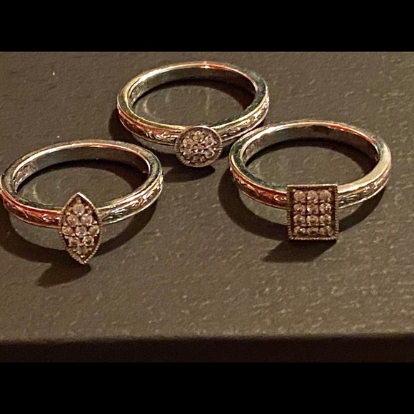 Beautiful 3 bands Ring - Picture 6 of 8